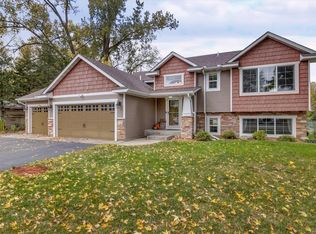 7720 Lakeview Ln NE, Spring Lake Park, MN 55432