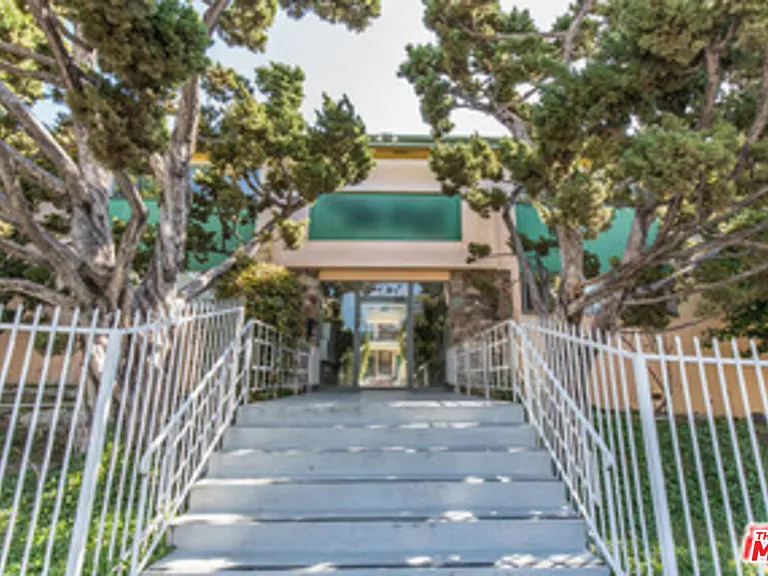 1940 Carmen Ave — Photo 21
