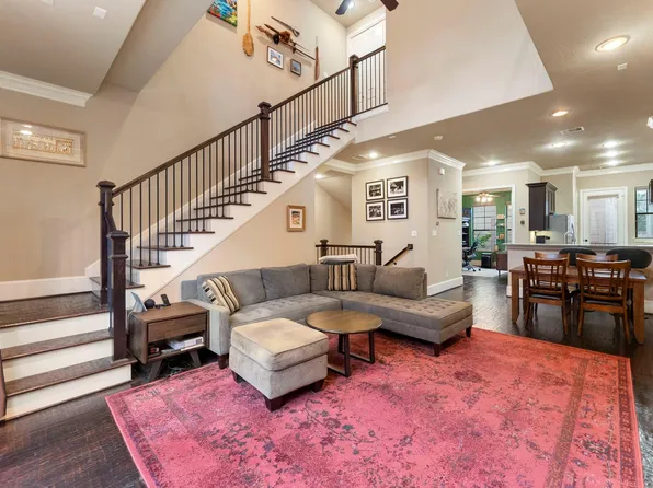 1049 W 22nd St Unit K, Houston, TX 77008