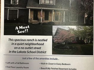 8590 Acredale Dr, West Chester, OH 45069