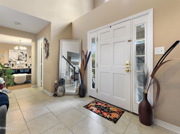 835 Ellington Dr, Biloxi, MS 39532