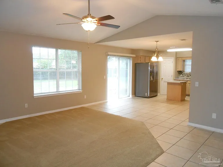 1921 Merlin Rd — Photo 3