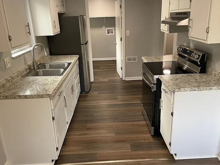 211 Tionda Dr S #4 — Photo 13