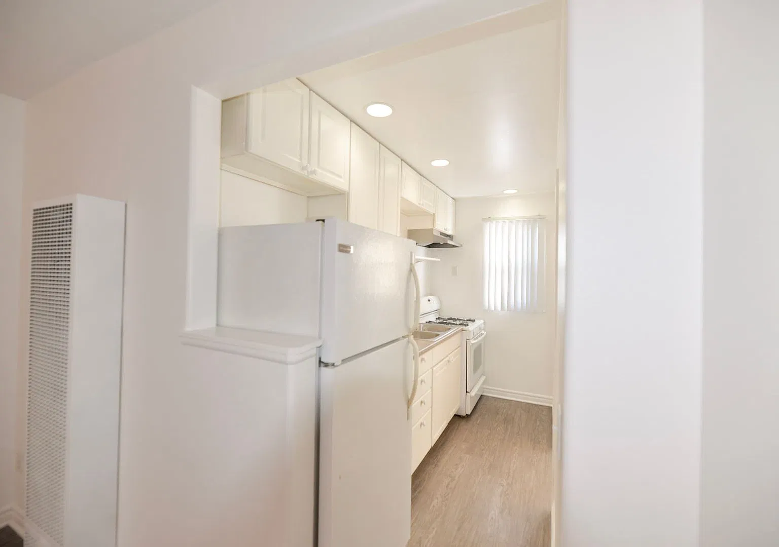2601 S. El Camino Real — Photo 3