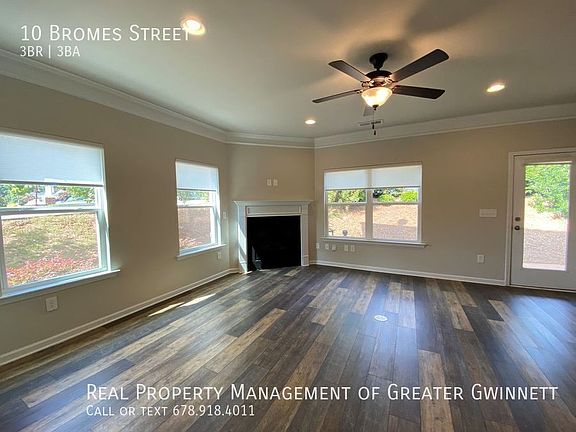 3rd image of 10 Bromes St
