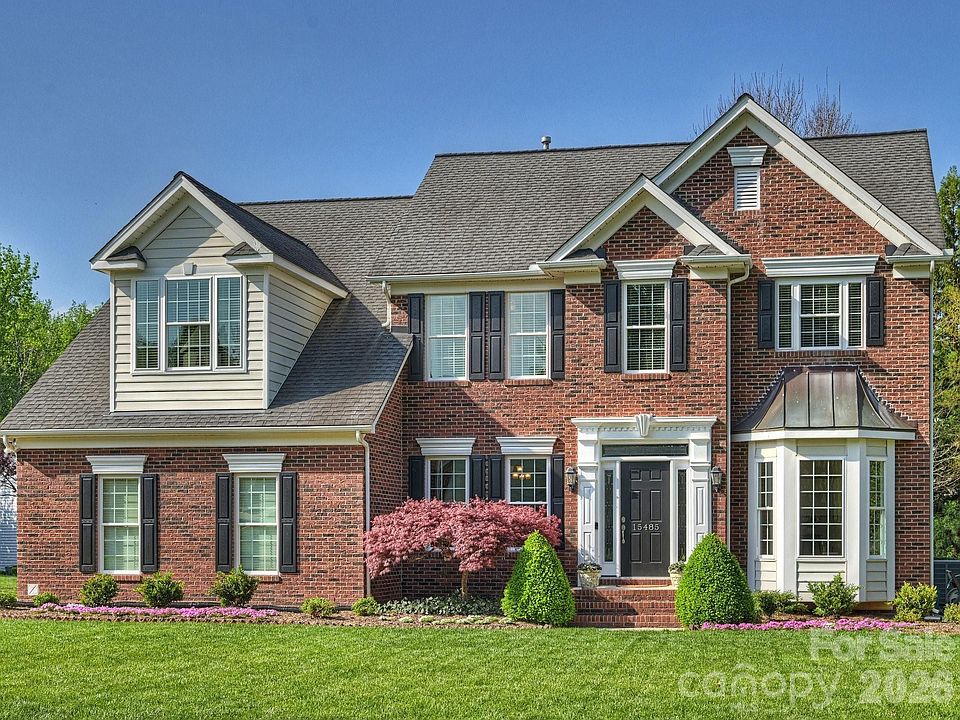 1st image of 15485 Donnington Dr