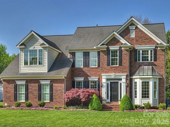 15485 Donnington Dr, Charlotte, NC 28277