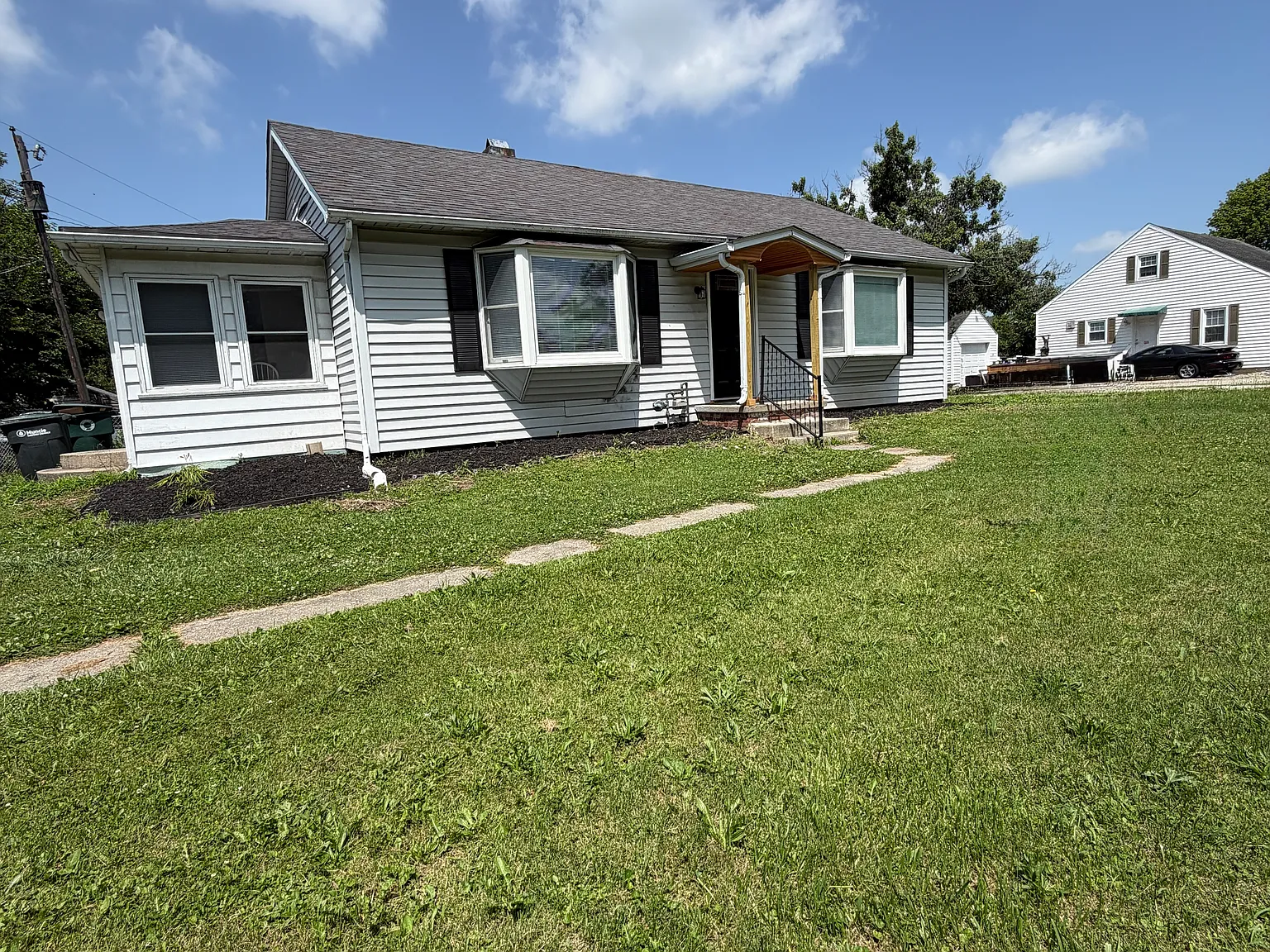 3 bed, 2068 sqft, $1,500 — Photo 1
