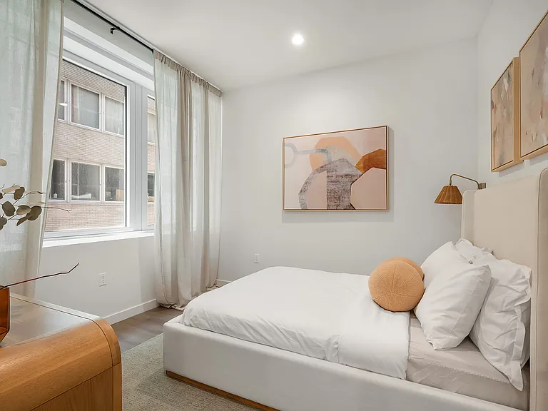 180 Pearl St #322 — Photo 3