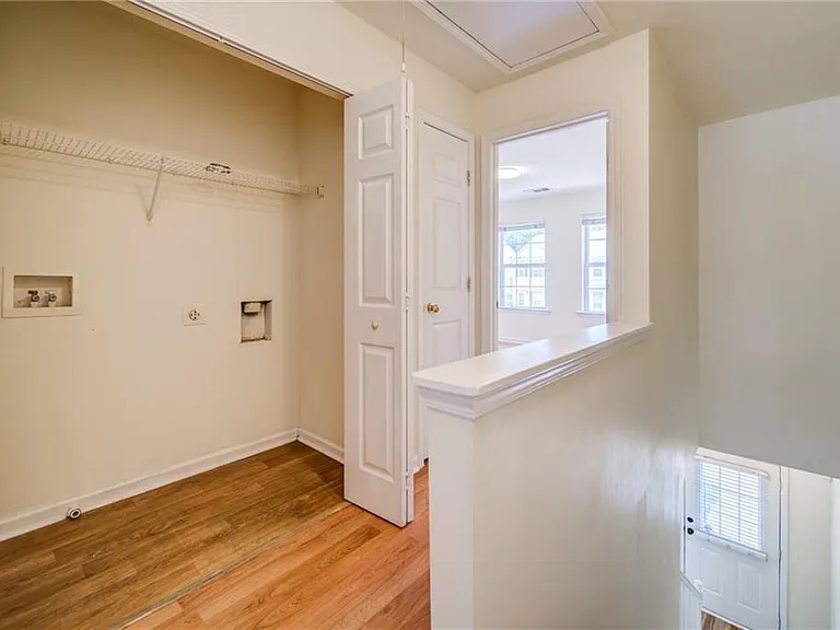 3285 Hidden Cove Cir — Photo 31