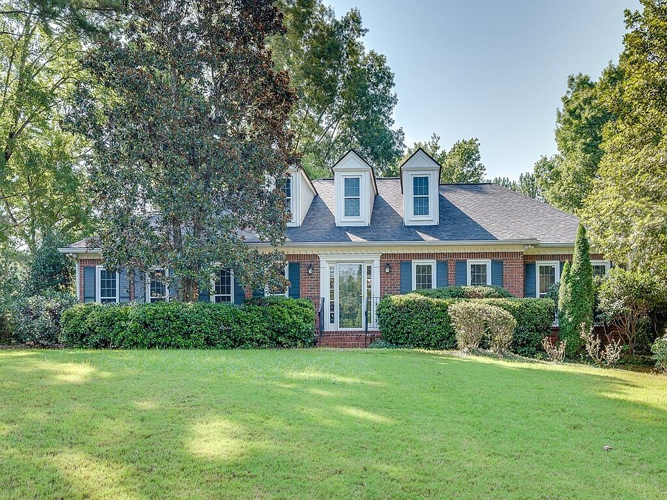 1st image of 150 Lakemont Dr