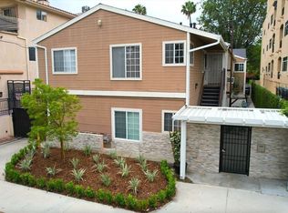 10932 Bloomfield St, North Hollywood, CA 91602