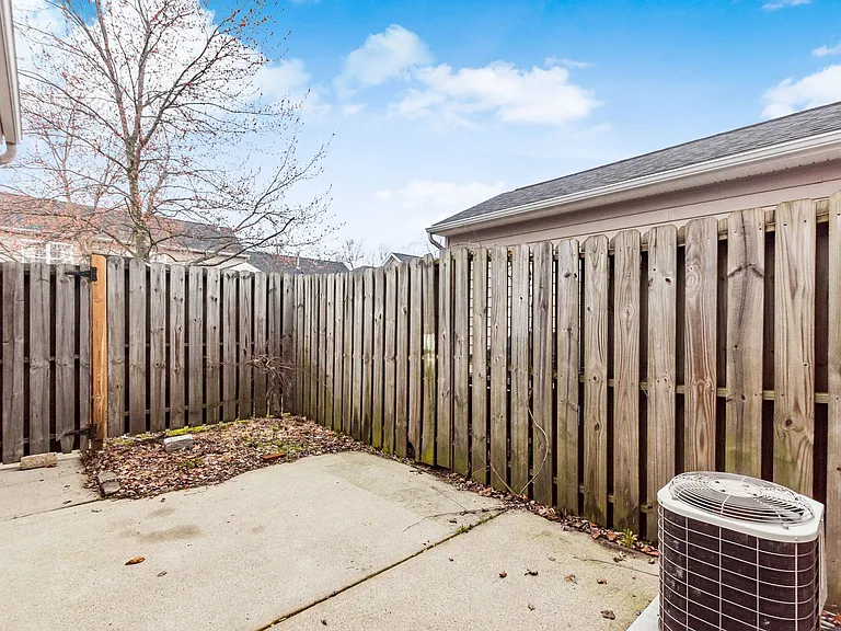 372 Dysar Run Dr — Photo 27