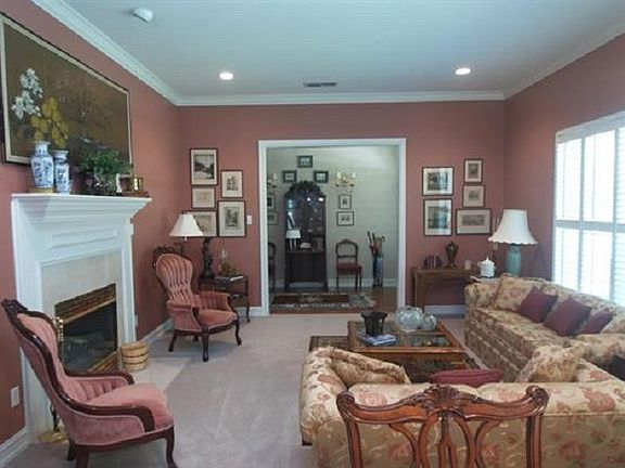 2nd image of 21 Tallwood Ln