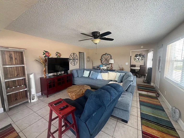 23 San Jose Dr — Photo 6