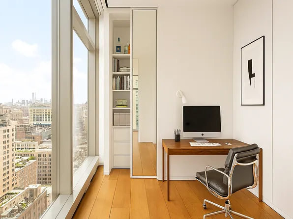 23 East 22nd Street 32B image 8 of 9