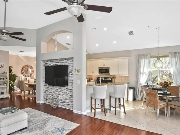 6653 Alden Woods CIR #201, NAPLES, FL 34113