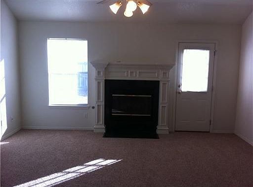 2nd image of 2581 Lost Springs St