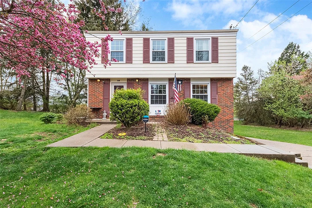 25 Black Oak Dr photo 1