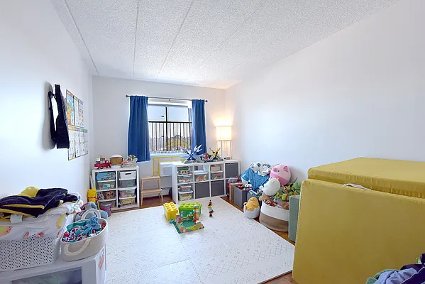 Sold by BSRG Realty | media 2