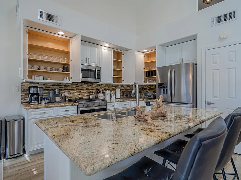 Fully equipped kitchen and house