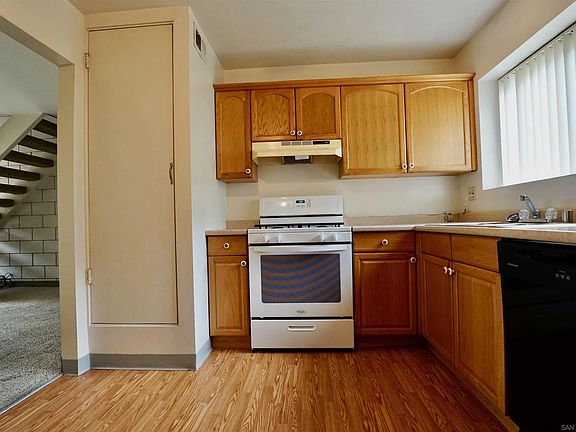 5th image of 8685 Mellmanor Dr