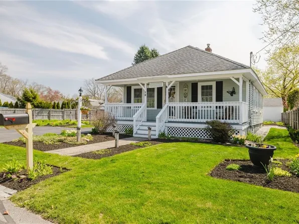 13 Greenfield St, Seekonk, MA 02771