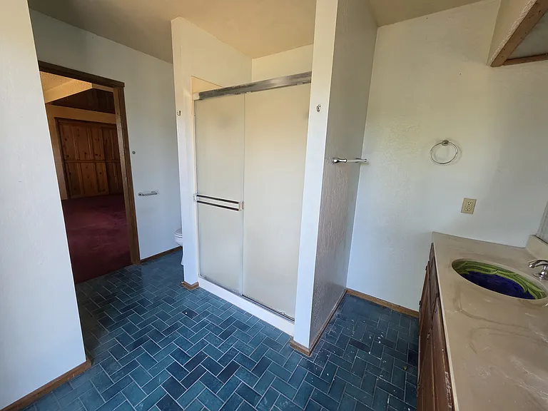 955 Page Dr — Photo 13