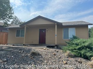 3339 SW Salmon Ct, Redmond, OR 97756