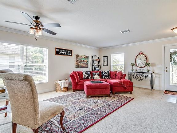 4th image of 13150 SW Pembroke Cir S