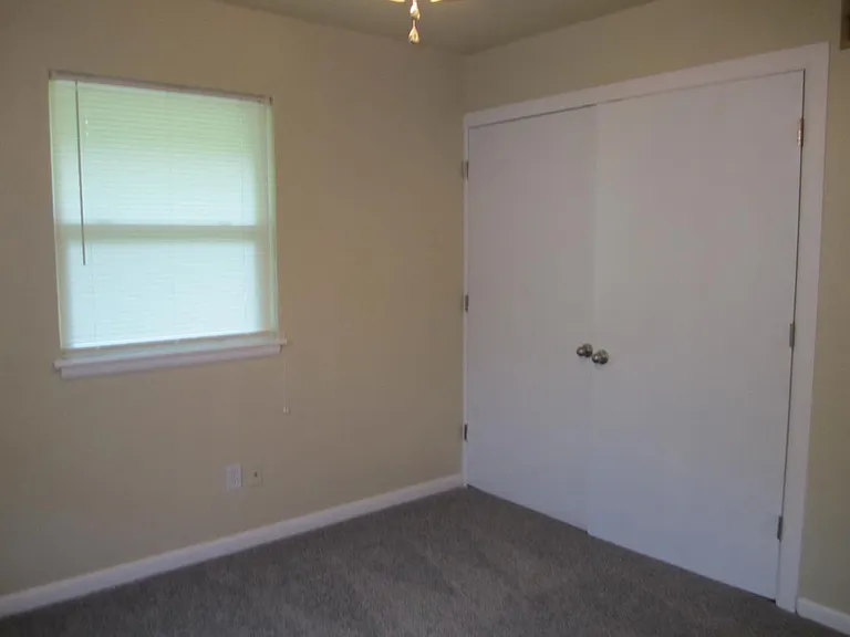 1530 Melrose Dr — Photo 10
