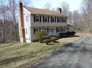 29 Green Hill Rd, Bethany, CT 06524