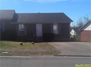 745 Country Club Ct, Winchester, KY 40391