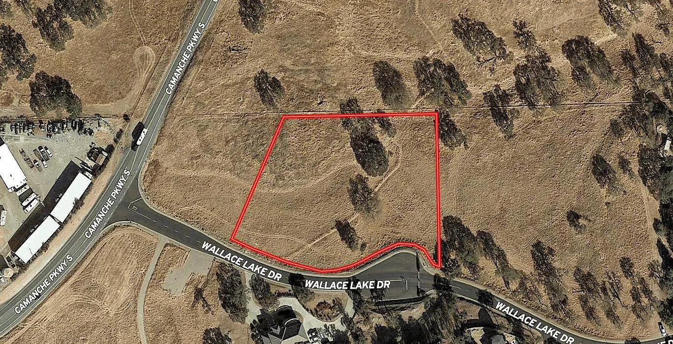 24 S Wallace Lake Dr photo 1
