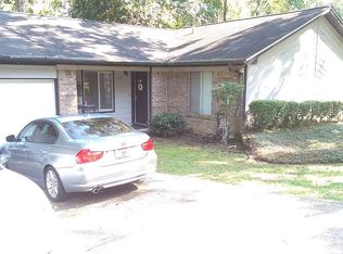 325 Stonehouse Rd, Tallahassee, FL 32301