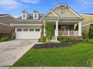49532 Hancock St, Canton, MI 48188