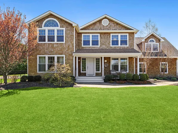 15 Winter Way, Southampton, NY 11968