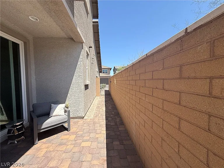 916 Cottonwood Hill Pl — Photo 30
