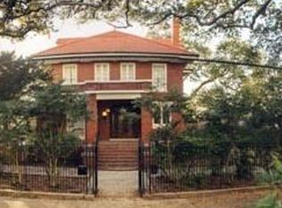 1406 Henry Clay Ave, New Orleans, LA 70118