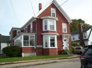 40 Chestnut St, Rochester, NH 03867