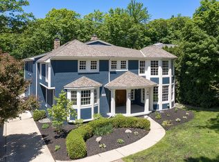 695 Shepardbush Rd, Birmingham, MI 48009