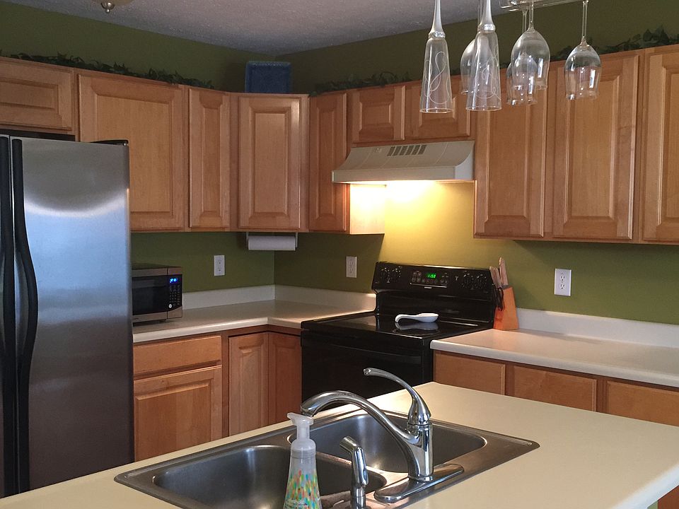 1st image of 3675 Oakmont Ct