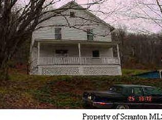 9 Lackawanna St, Nicholson, PA 18446