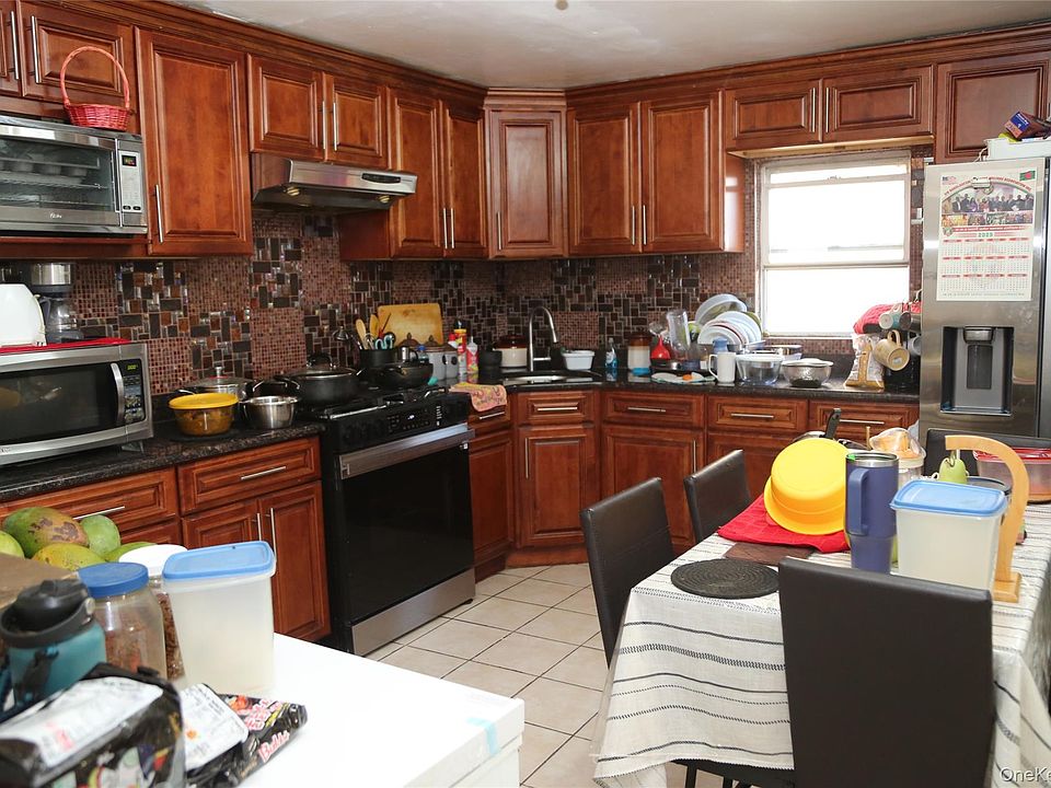 1st image of 3550 75th St APT 6D