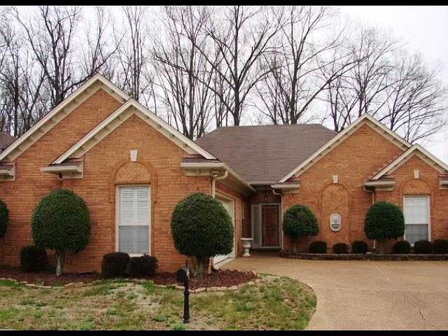 1st image of 1864 Woodchase Glen Dr