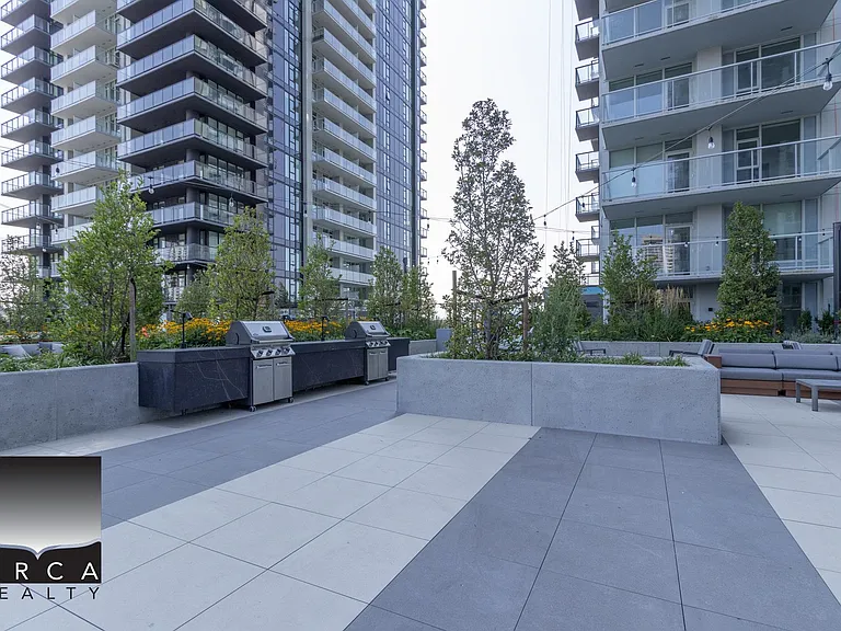 4168 Lougheed Hwy #1804 — Photo 19