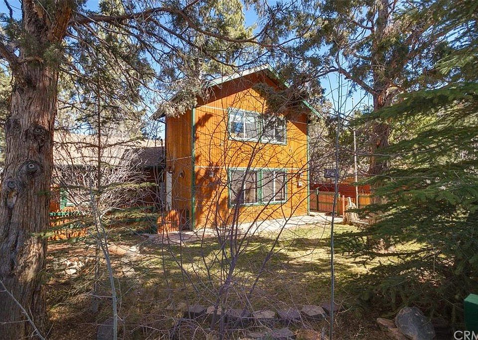 1st image of 2233 Mahogany Ln