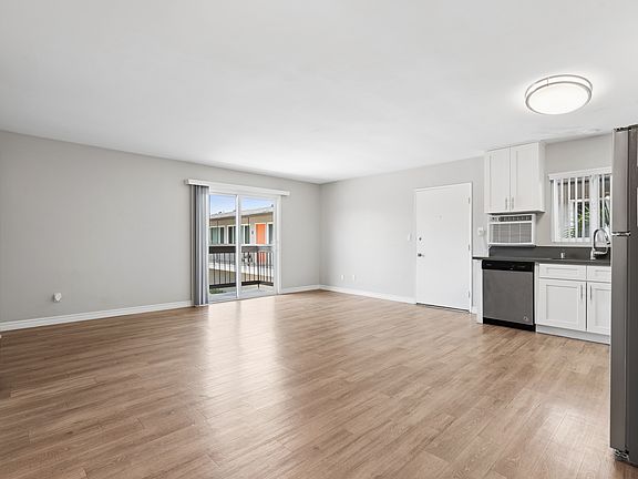 2nd image of 4575 Jurupa Ave APT 33
