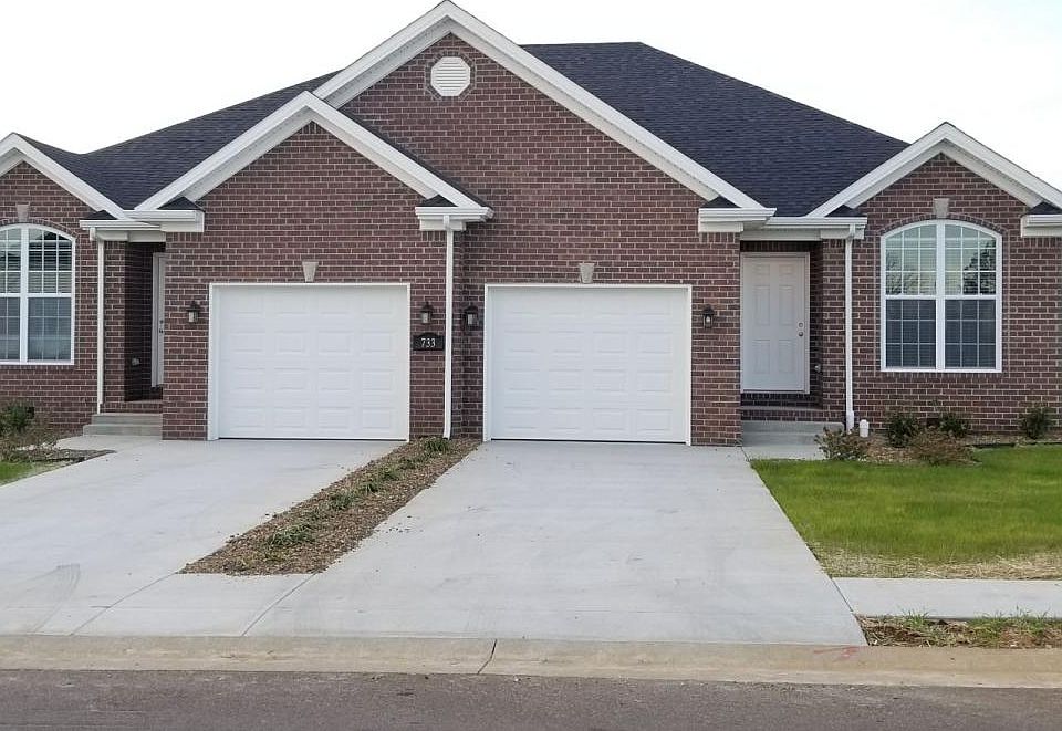 1st image of 737 Village Creek Dr