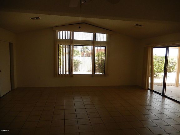 4th image of 17811 N 136th Dr